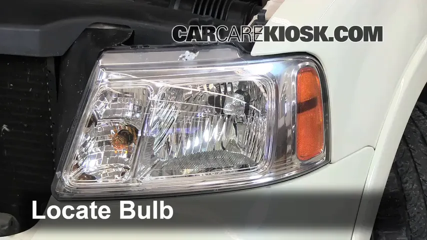 2007 Lincoln Mark LT 5.4L V8 Lights Headlight (replace bulb)